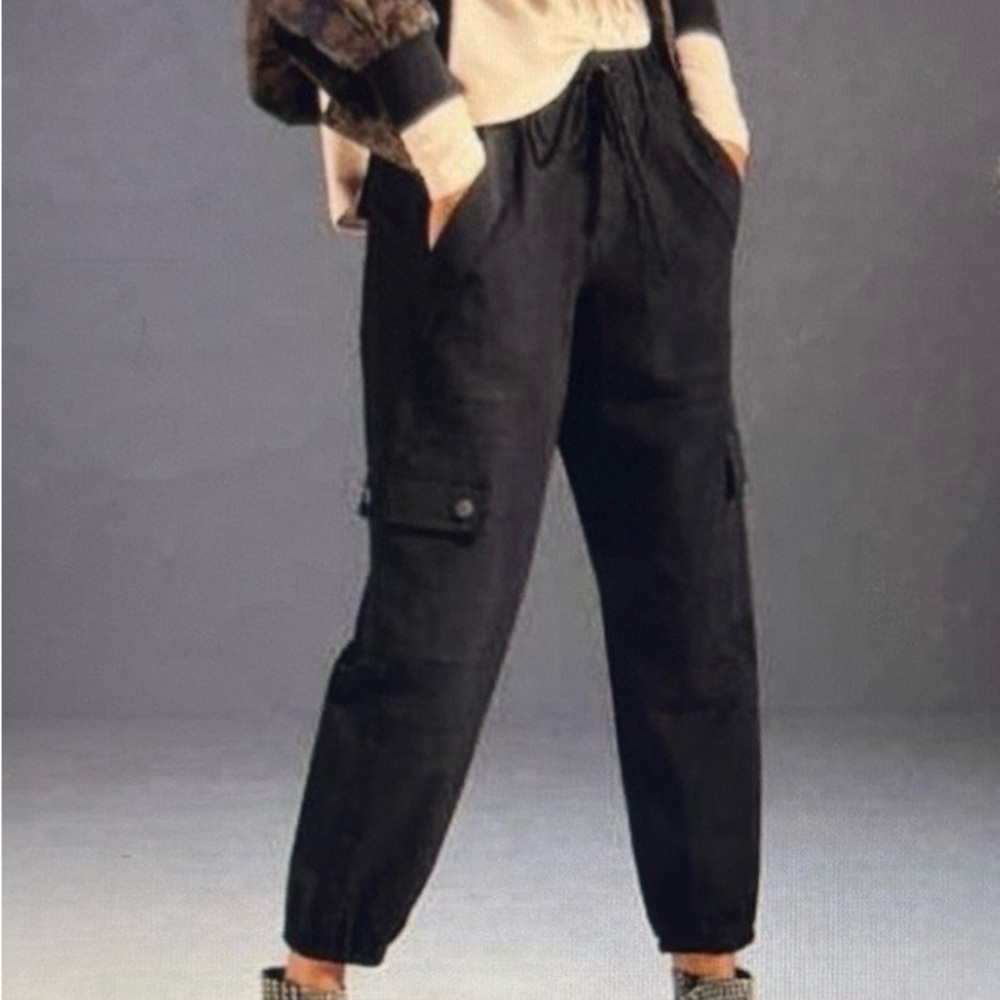 Cabi Quantum Cargo Pants black, pockets, jogger, high waist relaxed fit small